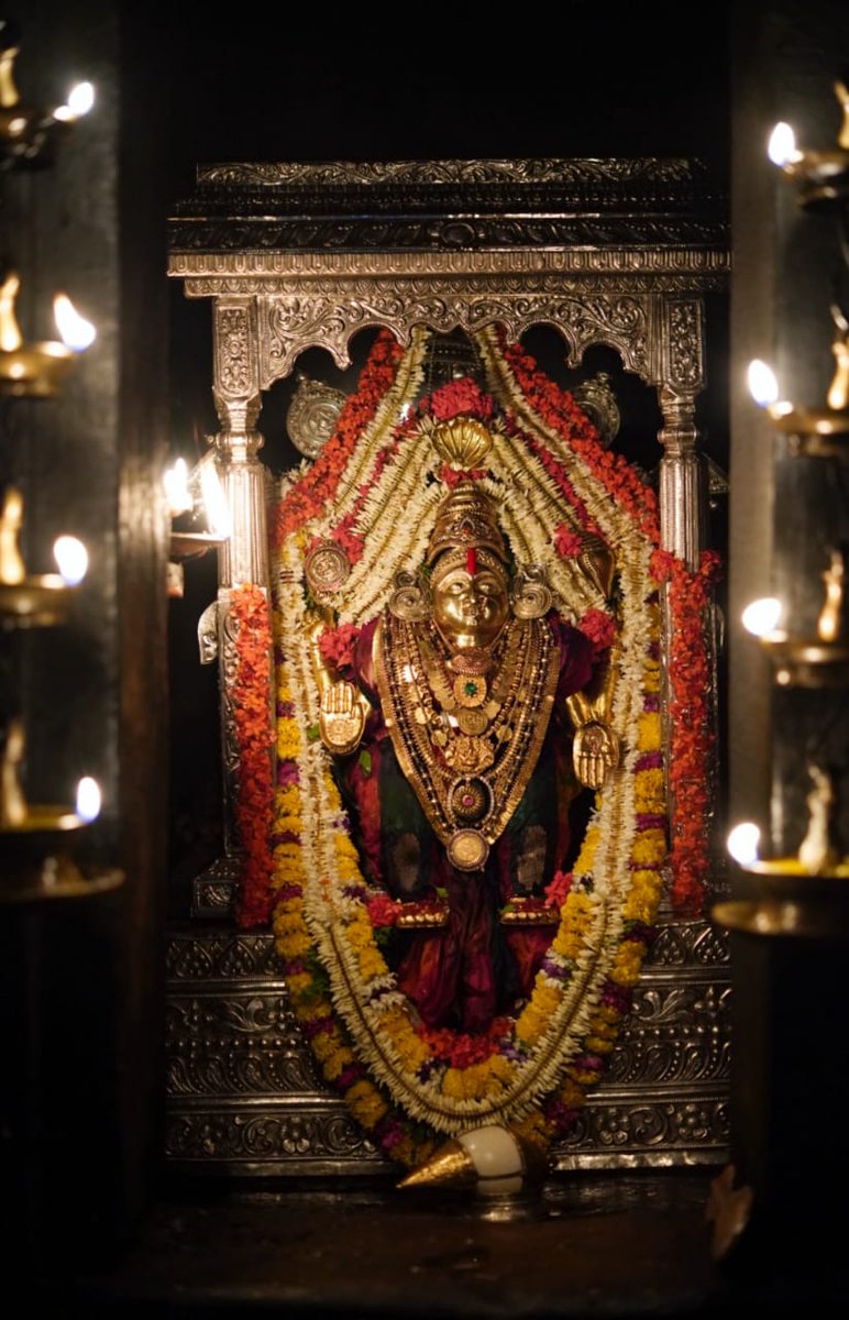 KateelShri's tweet photo. ಕಟೀಲು ಶ್ರೀದುರ್ಗಾಪರಮೇಶ್ವರಿ ಅಮ್ಮನವರ ಇವತ್ತಿನ ಸಾಯಂಕಾಲದ  ಅಲಂಕಾರ 12-06-2021 https://t.co/zbuCVTDGsF