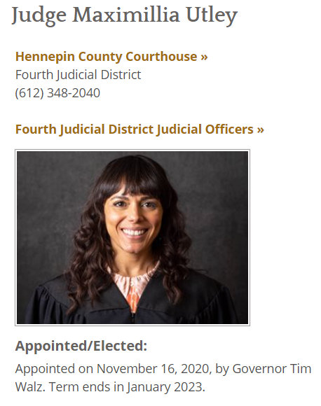 CrimeWatchMpls's tweet image. This klown got picked up on the #UptownMpls Target Felony Arson warrant, and in the process assaulted the police trying to arrest him by spitting on them. He got RELEASED AGAIN ON ZERO BAIL by Judge Maximillia Utley (appointed in Nov 2020 by @GovTimWalz). 

Barry Gene Hill, 23

.