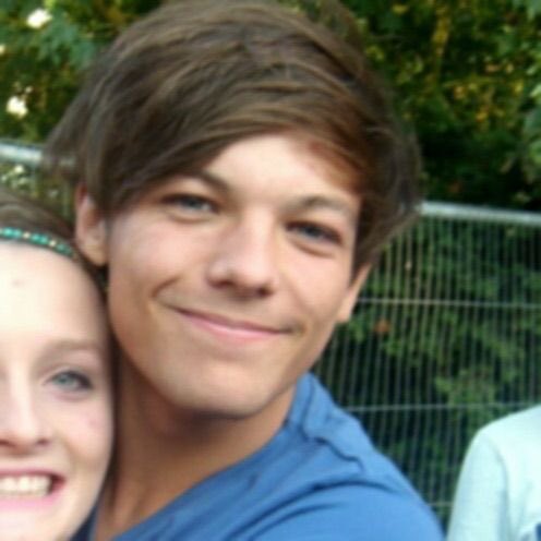 thinkerlouist's tweet photo. missing fetus louis :( https://t.co/4gLxvoF9H7