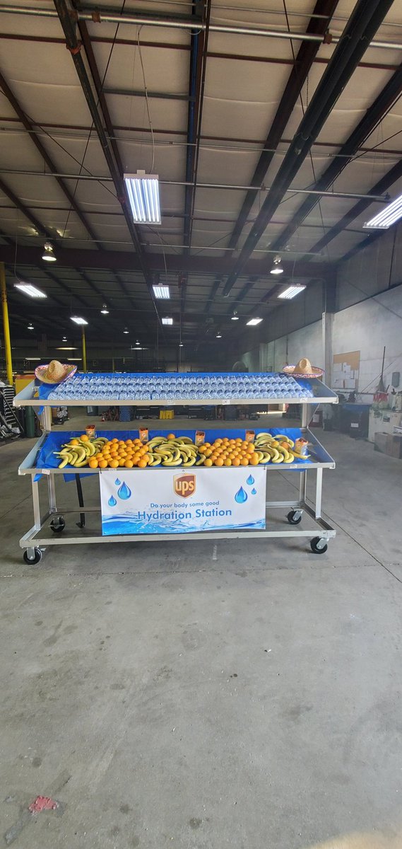 GLNESafe's tweet image. Hydration Station in the Howell Center this week!