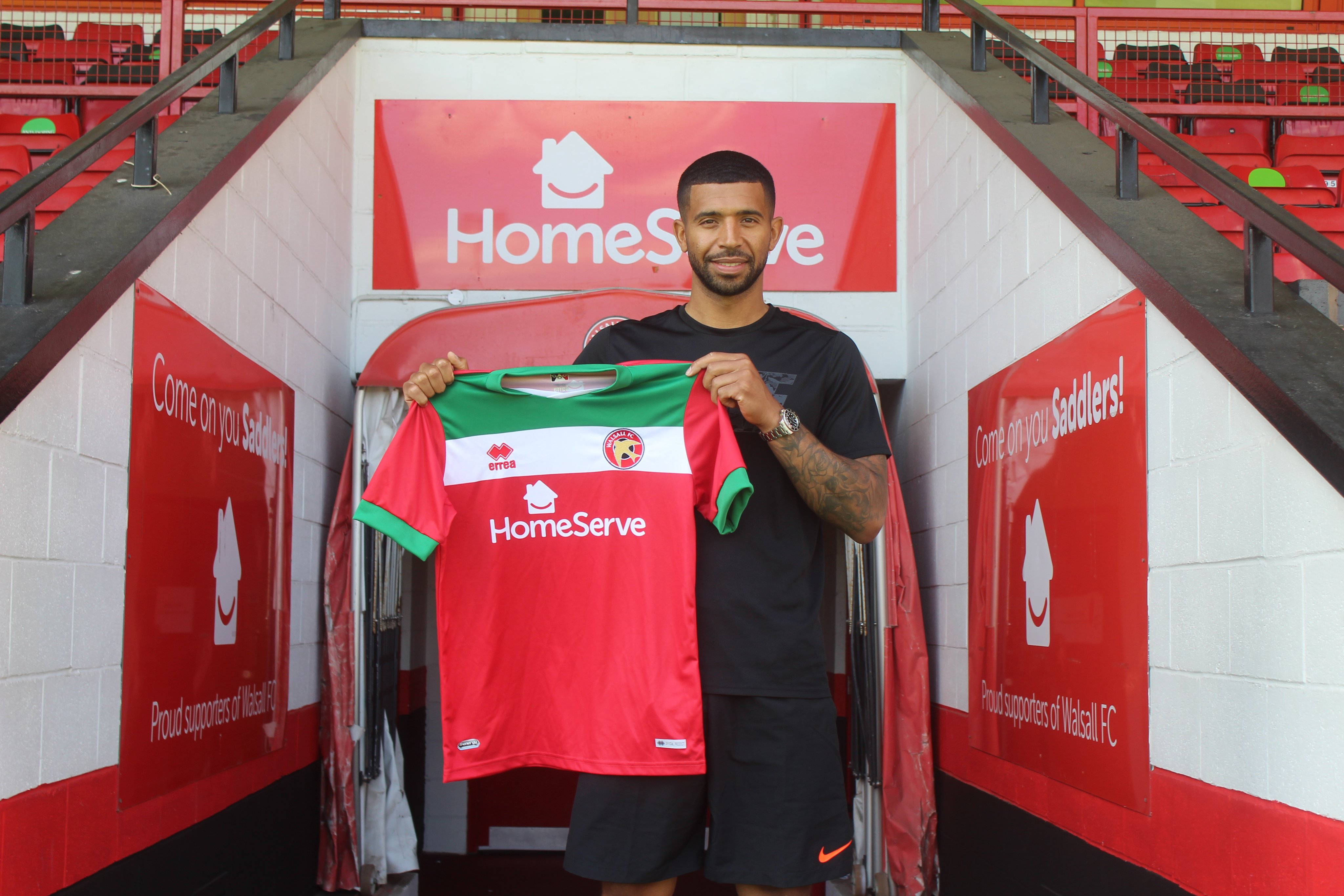 Walsall senaste nyförvärv Joss Labadie