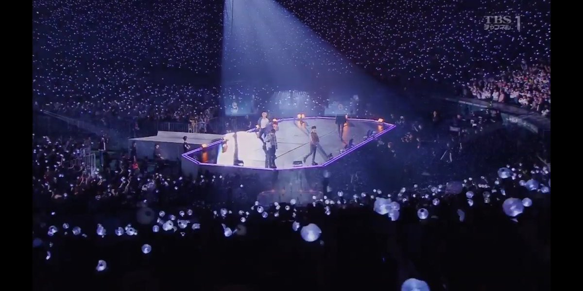 handsmtae's tweet photo. Happy 8th anniversary💜 I PURPLE U💜
@BTS_twt 
#8YearsToInfinityWithBTS
#BTS8thAnniversary https://t.co/OY14dLXS6b