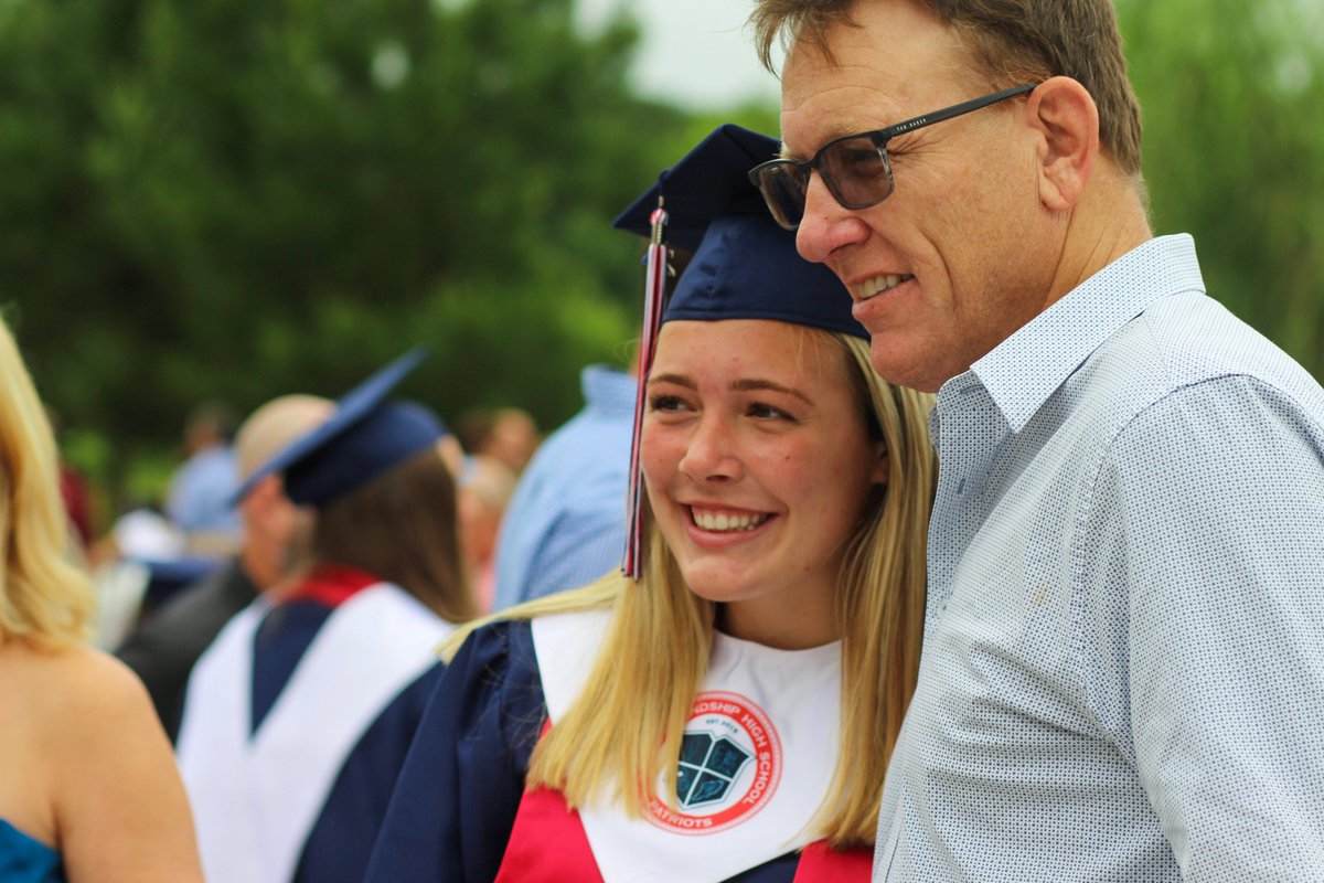 FriendshipYB's tweet image. Great end to a truly wild year!  One graduation down, one to go...