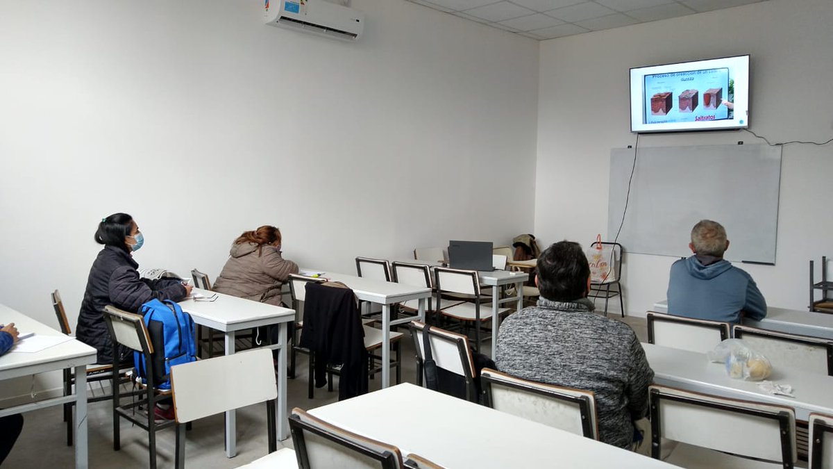 IES9021's tweet photo. La Tecnicatura Superior en Podología del IES 9-021, ya cuenta con su nuevo Gabinete para Prácticas. Compartimos imágenes.

#IES021 #Junín https://t.co/QLloTdCsBb