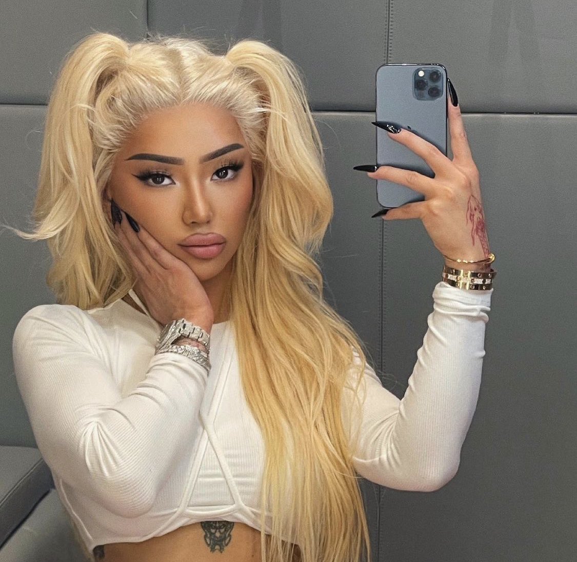 mileenasvibe's tweet photo. submit to me and tell me you’re mine. 

 #catfishfindom

#cashappinwild #Scam #catfishdomme #catfishfetish #catfishsub #scamfetish #ripoff #ripofffetish #sugardaddyneededasap #sugardaddylegit #scamkink #catfishkink #humanatm #catfishqueen https://t.co/PNPcEWNy5h