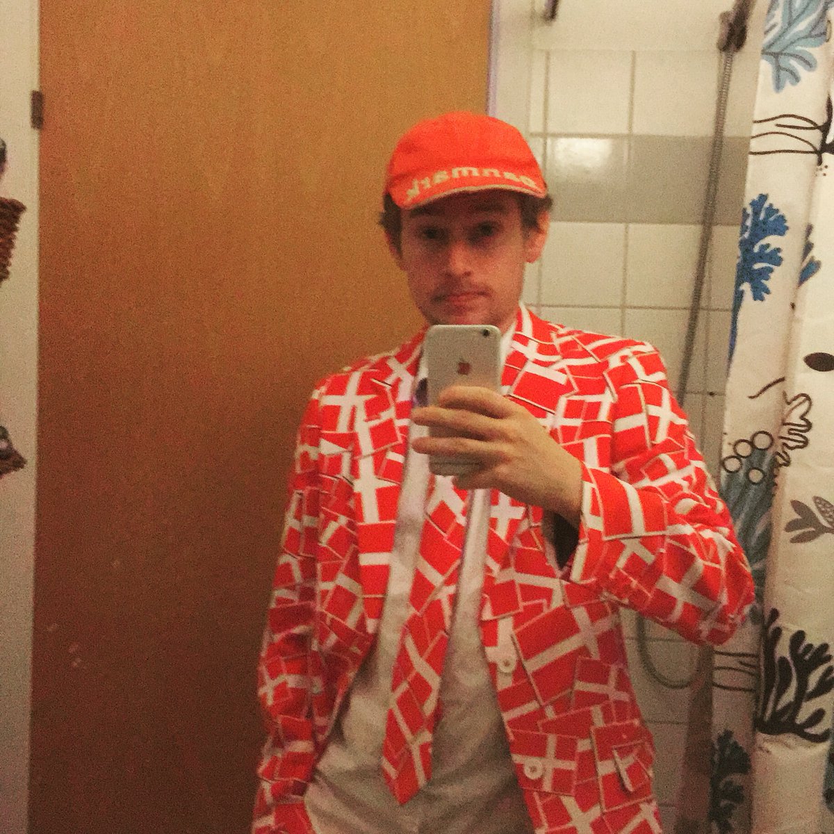 gamingkuno_'s tweet photo. Send et billede af jeres roligan outfit #vierdanmark https://t.co/YSzYCQ1g4f