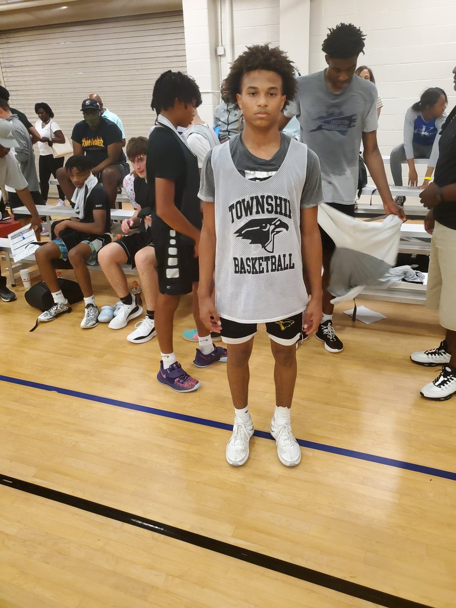 Burlington Township tops Timber Creek 62-51.  Maurice Hunt 31