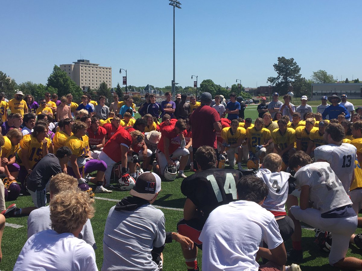 Bluffs_Football's tweet photo. Thanks to @CSCFootball and @CoachJayLong for another great team camp!  The Bearcats got better this week!   #NeverFlinch https://t.co/8NcuZLH1TS