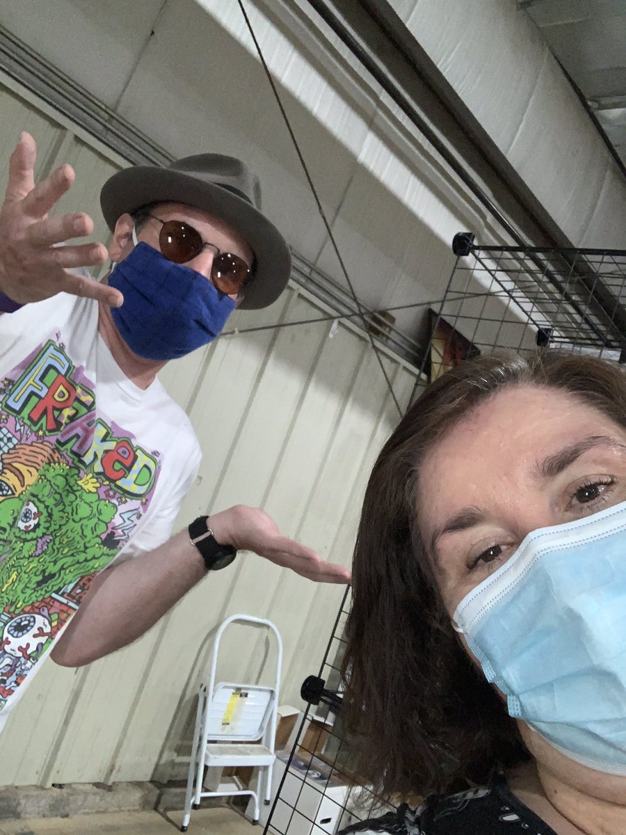 FarpointCon's tweet photo. #sharonfromfarpoint gets a chance to visit with our pal @21Sandshark #DanNokes at #GalacticCon And of course grabbed some cool posters from him. #conlife #finally #getvaccienatedcovid19 https://t.co/v9OEa2HS5M