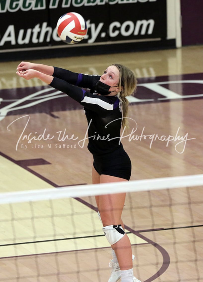 YotesVolleyball's tweet photo. Wishing our libero (and adorable dog mom), Chloe Knudson, the happiest of birthdays today!! 😍💜 https://t.co/8BFGBtUdpC