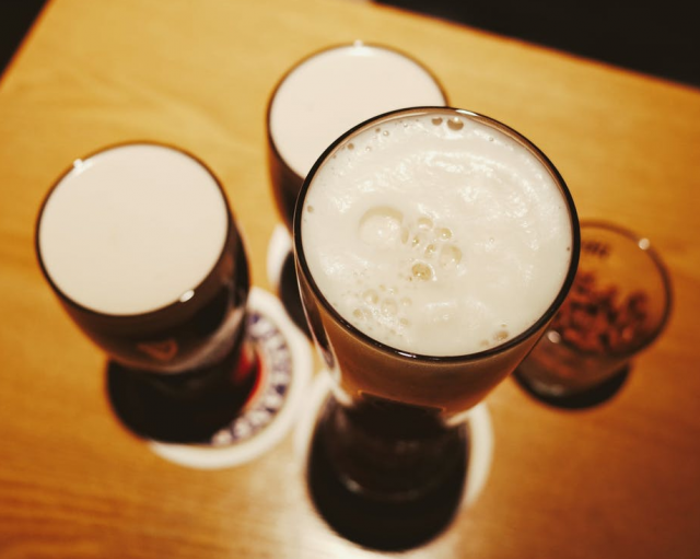 Mews is proud to feature a rotating selection of craft beers on tap and now offering craft cans to-go! Many local and rare &amp; limited options are always available. 🍻 #MewsTavern

Check out our menu  👉 ow.ly/V9cS50EOALs