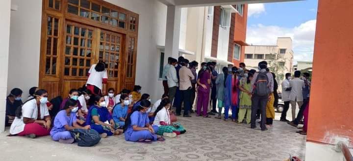 Indian__doctor's tweet photo. A Female pg Doctor has been Harrassed, threatened &amp;
Eve-teased by 3 patient attenders around 8pm on11.6.2021 in Dharmapuri medical college ,tamilnadu

strongly condemn this incident

Can doctor get a safe place to work?@PMOIndia

Kindly take strong action
@CMOTamilnadu
@collrdpi https://t.co/8R4Ky8qdXe