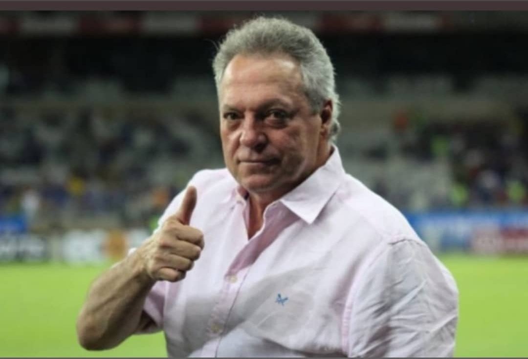 canaleoqtem's tweet photo. @SCInternacional Liguem para o Abel! Ao menos tentem , façam a mudança de estilo de jogo de forma gradual, contratem um auxiliar técnico que tenha contato com jogo posicional  e assim aos poucos atualizem a maneira de jogar. O Abel irá manter o grupo e a torcida unida. https://t.co/0kDGASUub1