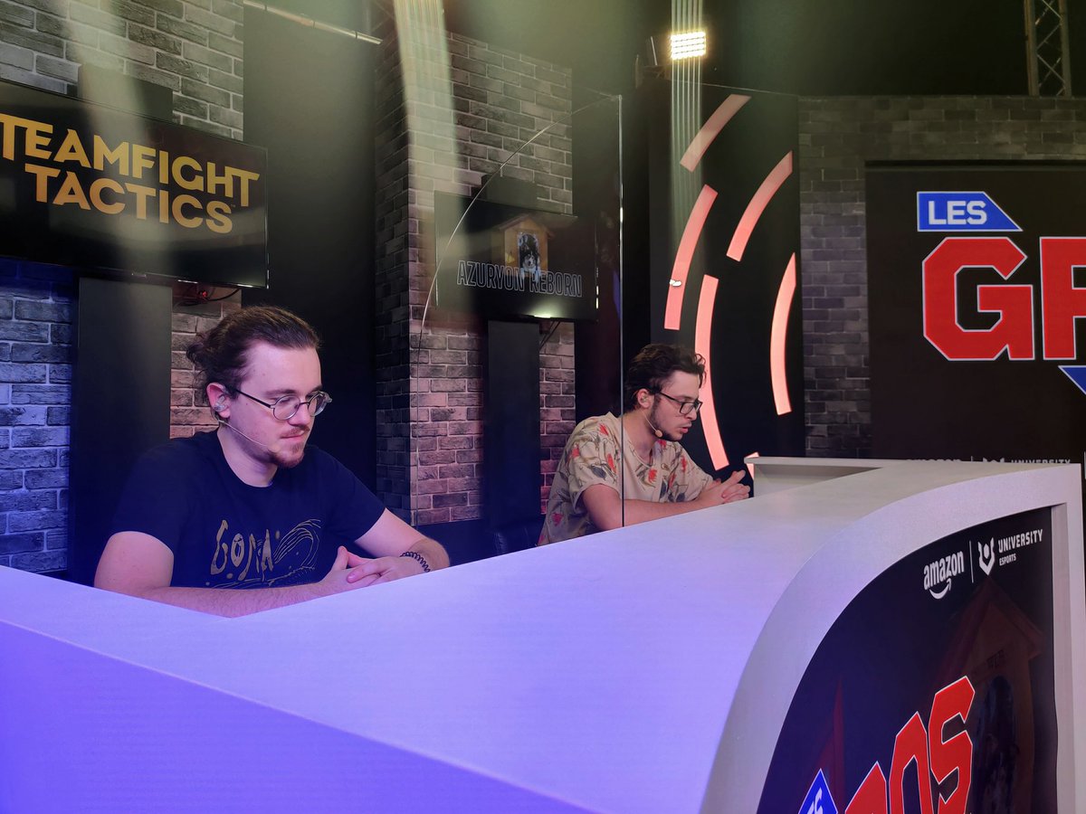 PowerSpike_'s tweet photo. Finale des Gros Jeux ! 🏆

Un gros remerciement à @ZQSDProductions pour leur présence, leur professionnalisme et leur plateau lors de la compétition #LesGrosJeux ! Merci. 👊 https://t.co/1xm4JINb4Y