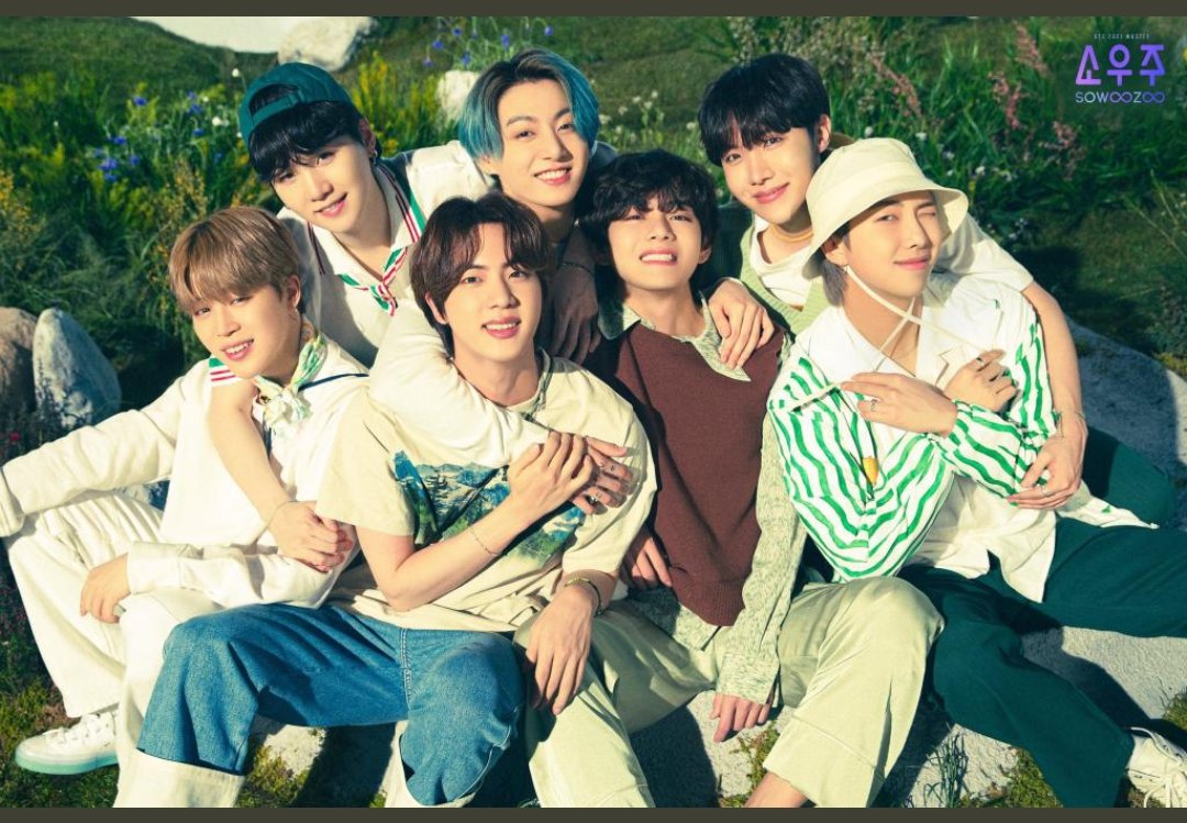 mochibabe13's tweet photo. Happy 8th anniversary BTS 🥳🎉thx a lot for coming into our lives, thx for make it most colorful, beautiful and enjoyable with your amazing songs and all 💜❤️#8YearsToIbfinityWithBTS
#BTS8thAnniversary #방탄소년단 https://t.co/0BAclubZP8