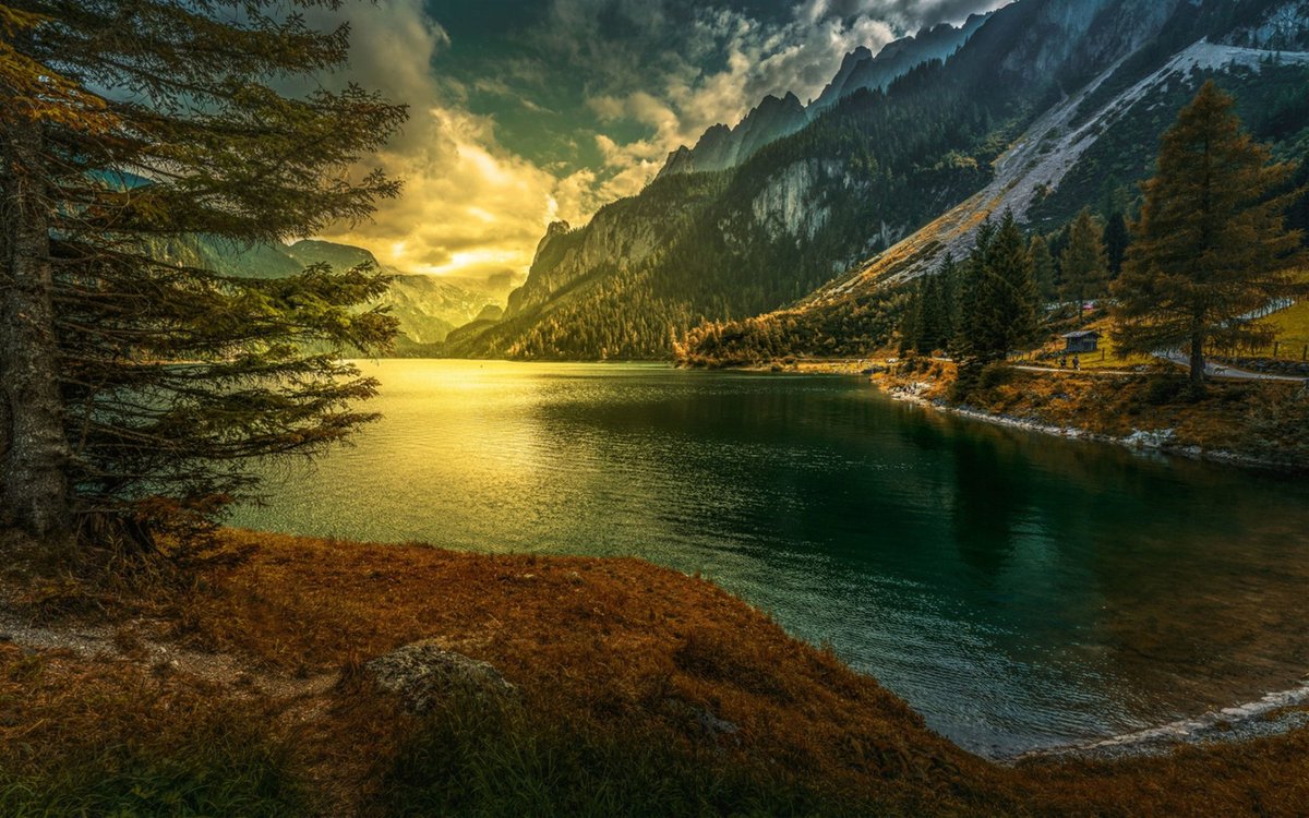 HoganSOG's tweet photo. Gosau Lake Sunset. Land of enchanting beauty. Austria. https://t.co/bYoSiLZQYz