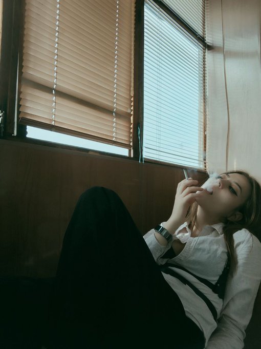 Just thinking about life https://t.co/N5OqDW9MzI<a href="/tag/leather"class="tags"><span>#leather</span></a><a href="/tag/sexy"class="tags"><span>#sexy</span></a><a href="/tag/smoke"class="tags"><span>#smoke</span></a>