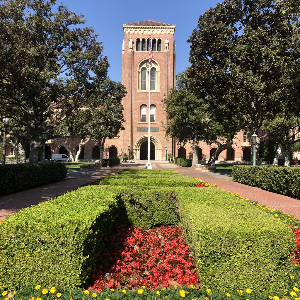 kristysherrod's tweet photo. Excited to be invited to serve on the @USCAlumni education network leadership board for 2021-22! Can’t wait to get this year up and running! @USC @USCRossier #USC #TrojanFamily #FightOn #USCAlum #RossierAlum (obligatory campus photo I took a couple of years ago! ❤️💛✌️) https://t.co/ffzhomp144