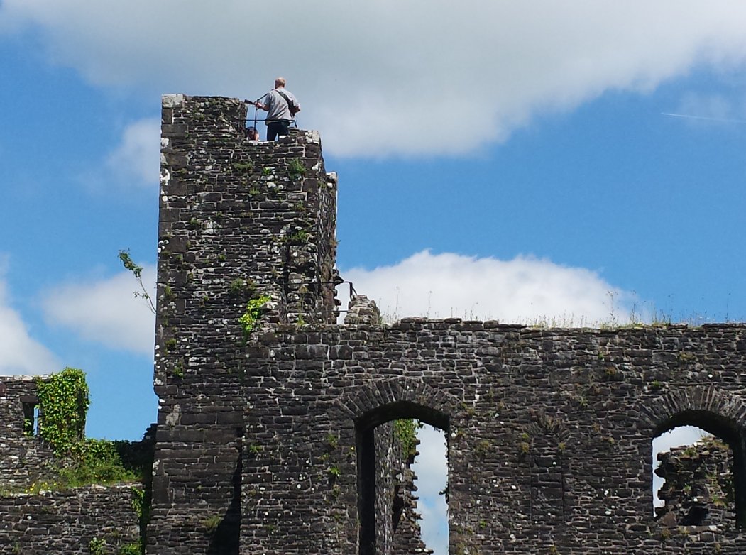 Llandeilo tweet media