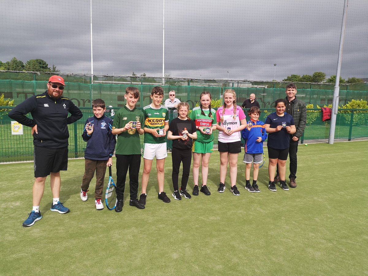SAttracta's tweet photo. We're all extremely proud of the @SAttracta tennis team who came second in the #ConnaughtTennisCup  this afternoon. Final aggregrate score 7-5 after some very close matches. Thanks Tim and Jeremy, our coaches. #claremorristennisclub  @BealachanDoirin @ActiveFlag https://t.co/7hP292xjDO