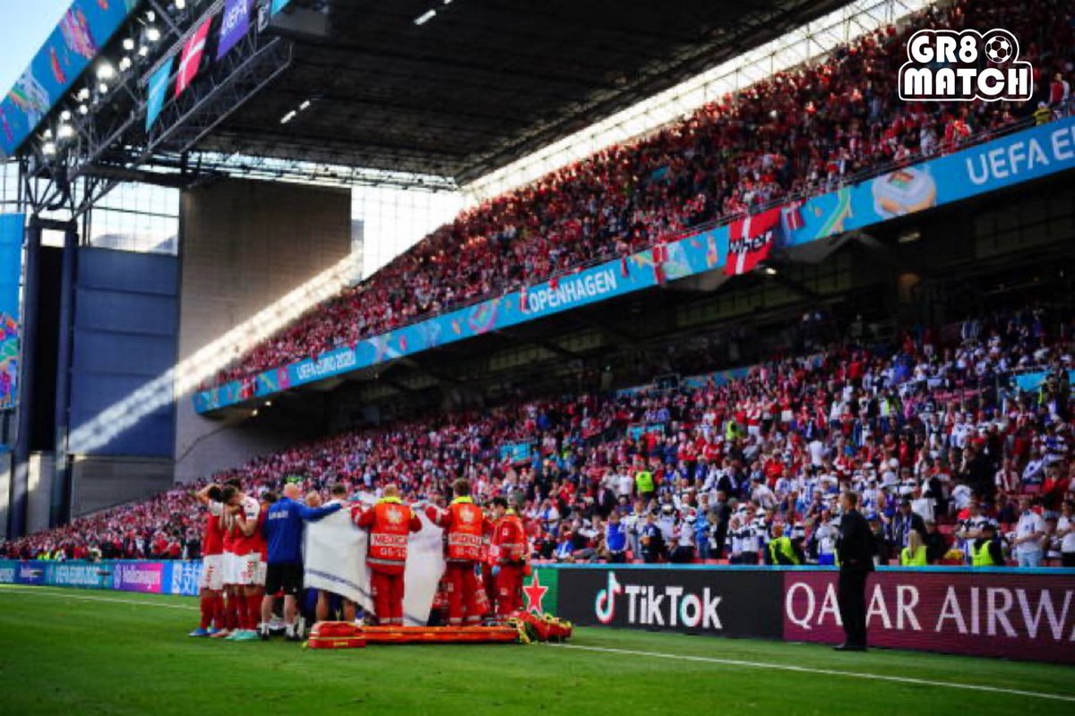 KingoftheMatch0's tweet photo. #christianeriksen jugador de la selección de Dinamarca cae dentro de la cancha de forma súbita cuando el partido entre Dinamarca va Finlandia se encontraba 0 - 0 #gr8match https://t.co/HQRUlXr2FV