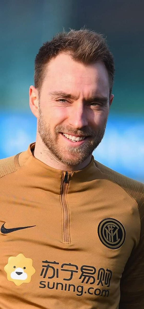 fatihklc99's tweet photo. #KalkAyağaEriksen https://t.co/SUN8VQywaG