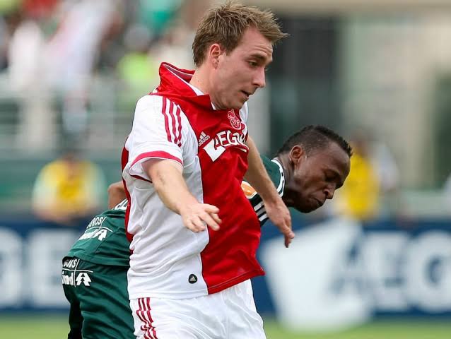 Eriksen x Tinga: Palmeiras coloca duelo a tona e deixa torcida agitada