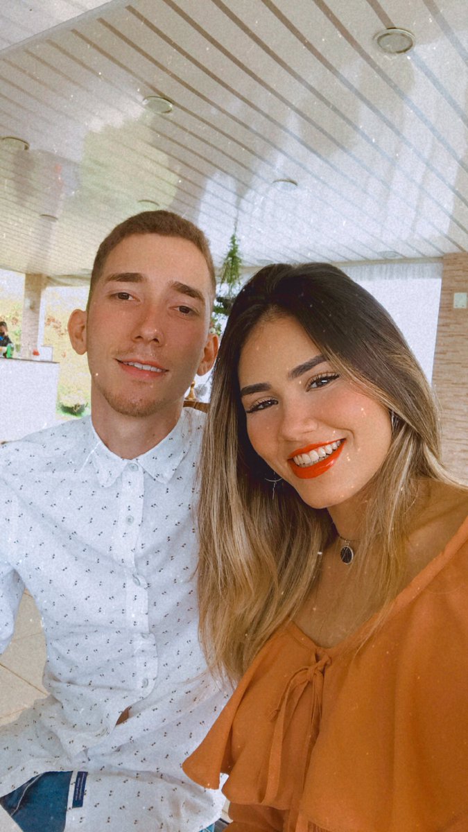 PierreBoeno's tweet photo. PRIMEIRO DIA DOS NAMORADOS DE MUITOS AO SEU LADO

Fizemos uma história bonita em 9 anos de amizade, agora estamos escrevendo a nossa de amor.
9 anos de amizade e 8 meses de namoro.

TE AMO ❤️❤️❤️ https://t.co/Pcn9R1Ja2c