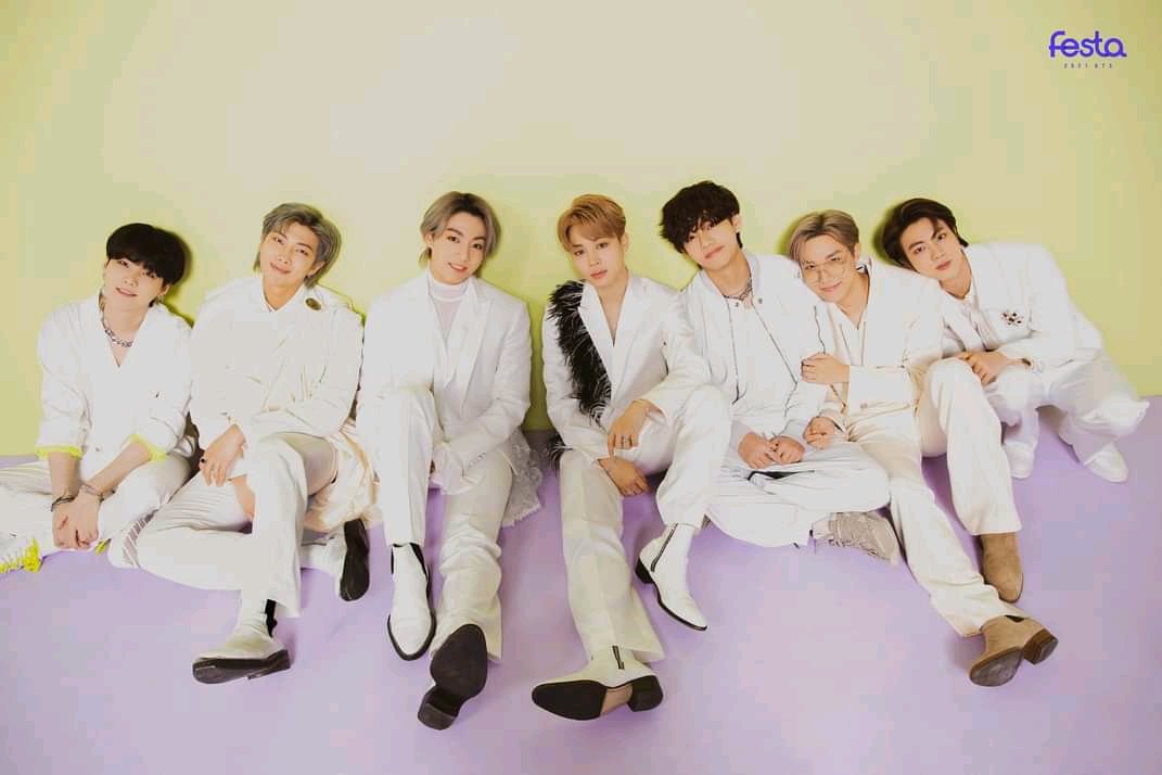 neppiforBTS's tweet photo. If they ever knew how much they affected my life 🥺 How much they help in taking pain away to replace it with the warmth with a blanket of their voices. The 7 of you are the healers of people everywhere. 
@BTS_twt
#8YearsToInfinityWithBTS https://t.co/xRGbv34Z68