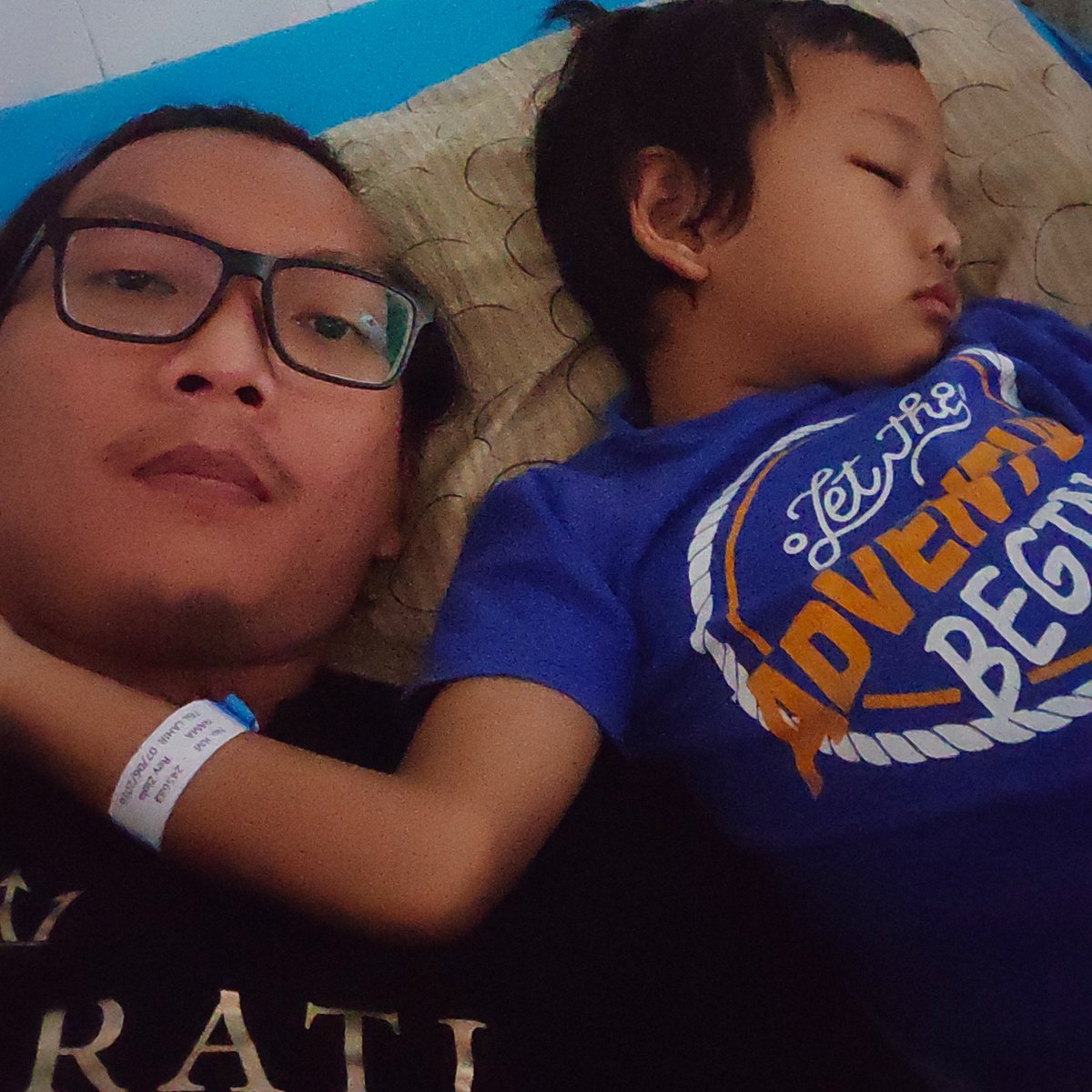 cAng666's tweet photo. Masih disini
@rssinarkasihpirwokerto
#malamminggu https://t.co/t3LQbWN4WW