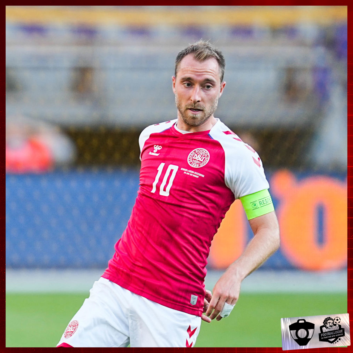 Footballogue's tweet photo. [#EURO2020] 🔴 Christian Eriksen est stable et a été transféré à l'hôpital, annonce l'UEFA ! 

(@UEFA) https://t.co/FUo55VUj84
