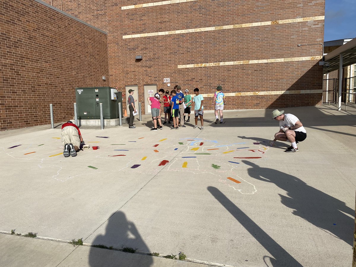 So proud of Jay and his troop (#405) for completing this amazing map of the amazing USA. Thank you Jay for letting us be apart of your Eagle project <a href="/mrsjezgisd/">Desiree Starr Jez</a> <a href="/NBottlinger/">Nancy Bottlinger</a>