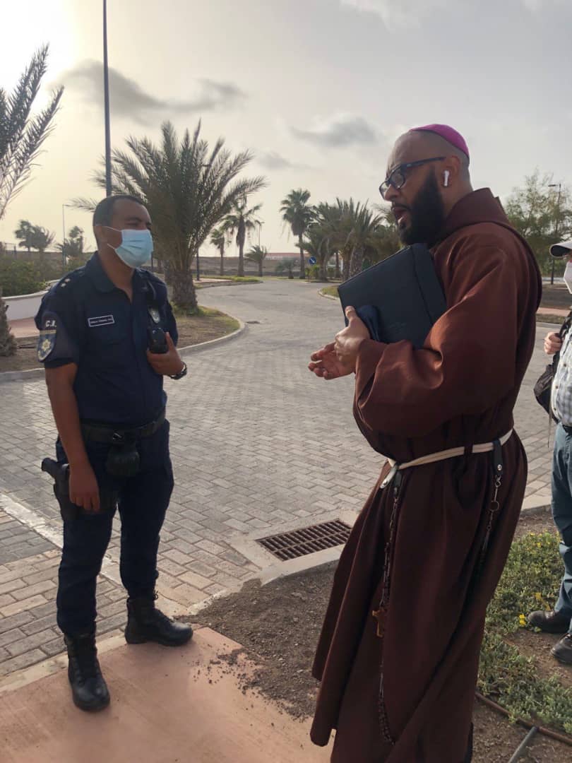 Lito_Kel's tweet photo. Mr Saab is being treated like a criminal
Look at the security
#ReleaseSaab https://t.co/ZEnOcV8ghR