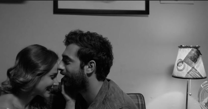 “Seni kollarımın arasına alıp sarma hissini aşamıyorum.”