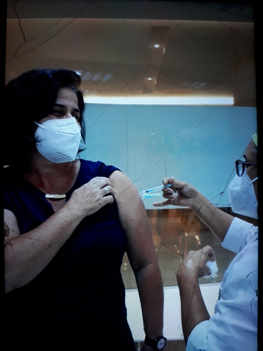 Esperei tanto por este momento... Fiquei muito feliz, claro, mas chorei um bocado tbm, pensando em quase 500 mil pessoas que perderam a vida e não tiveram essa chance.