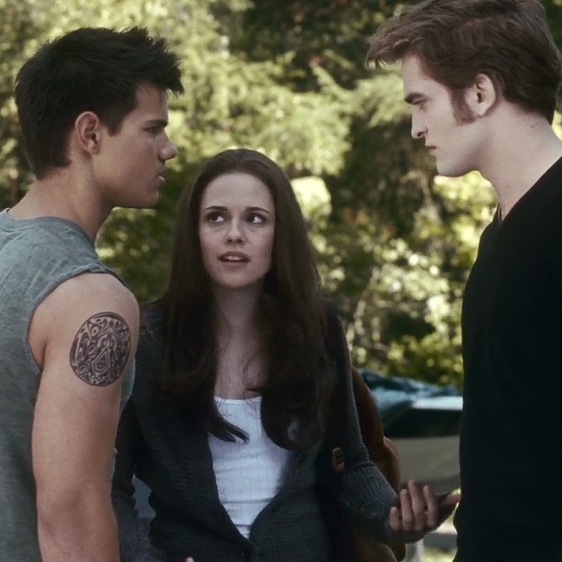 twilightreborn's tweet photo. "you guys are going to get along no matter what, got it?" https://t.co/ERqNScWWlz