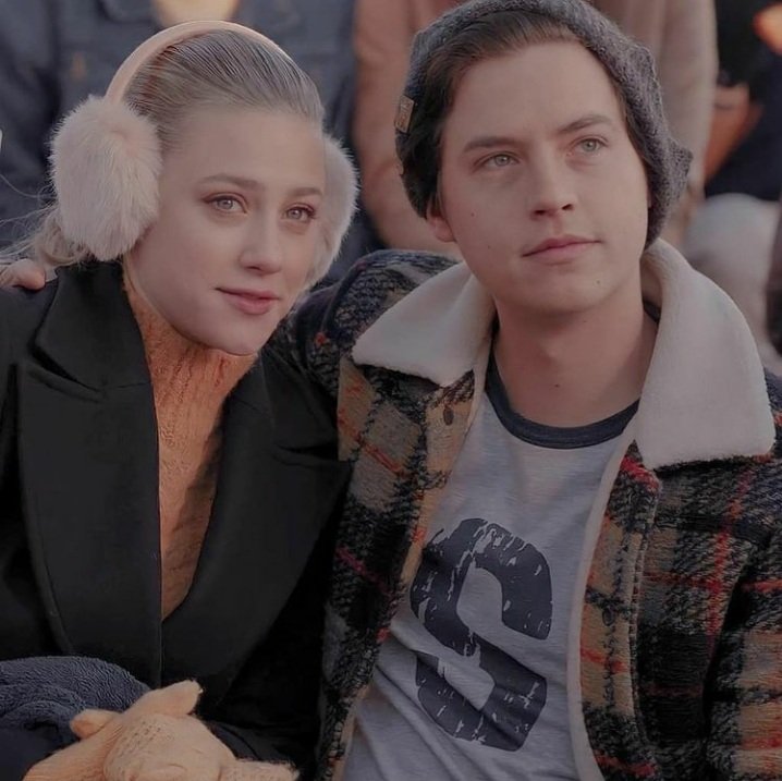 Gaby19552923's tweet photo. "Mesmo que vocรช nรฃo seja a pessoa que eu vรก passar o resto da minha vida, vocรช sempre serรก a referรชncia quando me perguntarem o significado do Amor" #Riverdale #choni #Budhead https://t.co/imeJAl8CHf