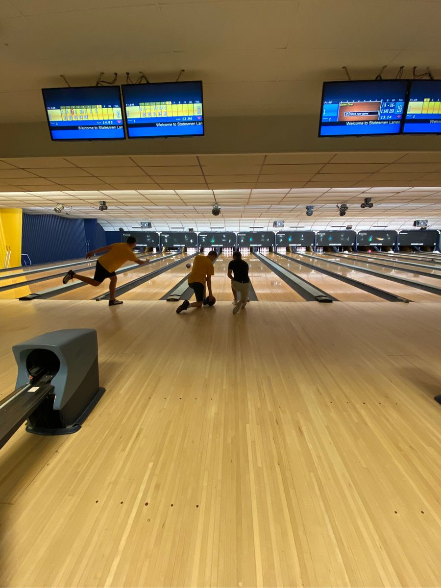 WPUbowling tweet picture