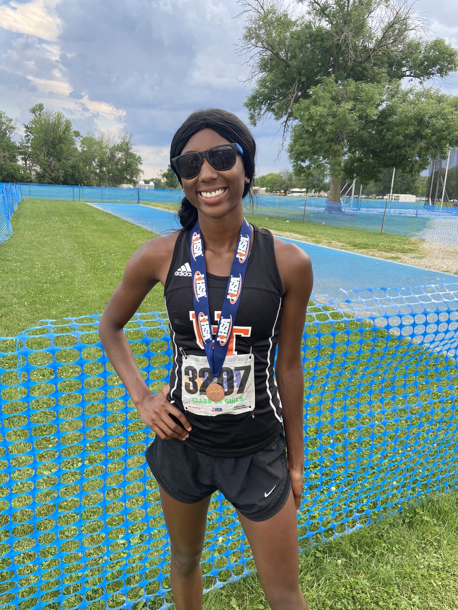 UTLadyTrack's tweet image. State medalist, Jade Hunter! Congratulations on an amazing 4 years as a Panther! Good luck at @IowaXC_TF, we will miss you!!🧡🖤💛🖤