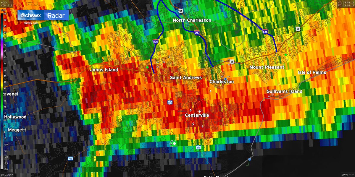chswx's tweet photo. A deluge in progress between Johns Island and the harbor. Very heavy rain concentrating along and south of Savannah Hwy in West Ashley. Seeing some gauges near Avondale exceeding 2" of rain already. Watch for flooding in these areas, too -- it is not just a downtown issue! https://t.co/P3aWwJMMaE