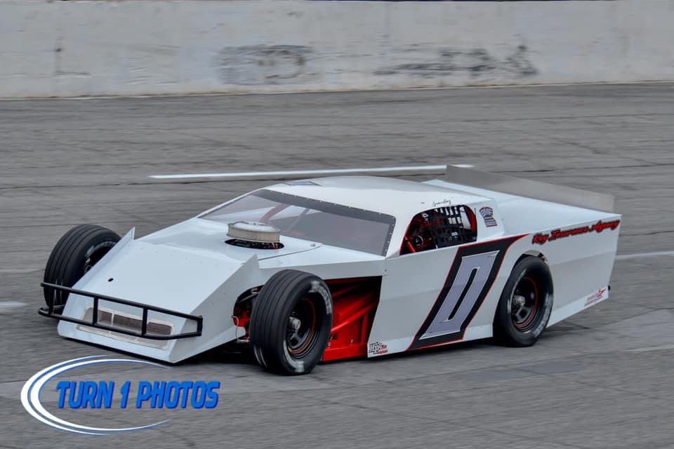 For the first time in 5 years, it’s RACE DAY for the modifieds at Nashville Speedway [ <a href="/RaceFairgrounds/">Nashville Fairgrounds Speedway</a> ] ‼️

Local racing is on track now live on @speed51dotcom with the ‘Mayhem of Music City’ 50-lap race to close out the night

📺 : s51.tv/NashvilleJune12

#BMF #chasingthat🏁