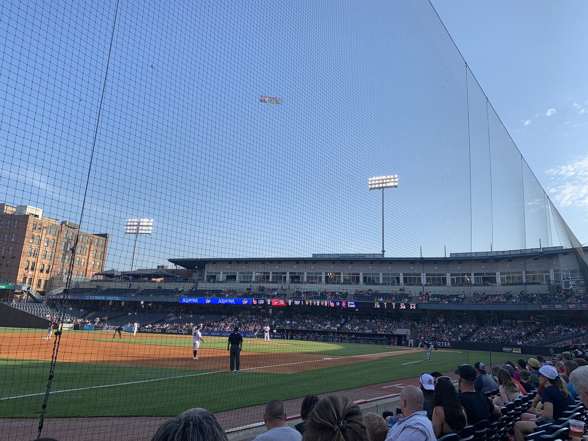 adamdwagner's tweet photo. It's a @MudHens kind of night! Nice to see you, @erin_diem! https://t.co/vCdHk0B2vp