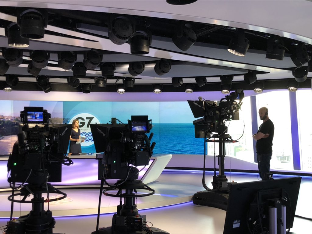 Now live on Al Jazeera @AJEnglish studio for what has been a moment of fear and now hope about #Eriksen https://t.co/mPQAHr7bhA