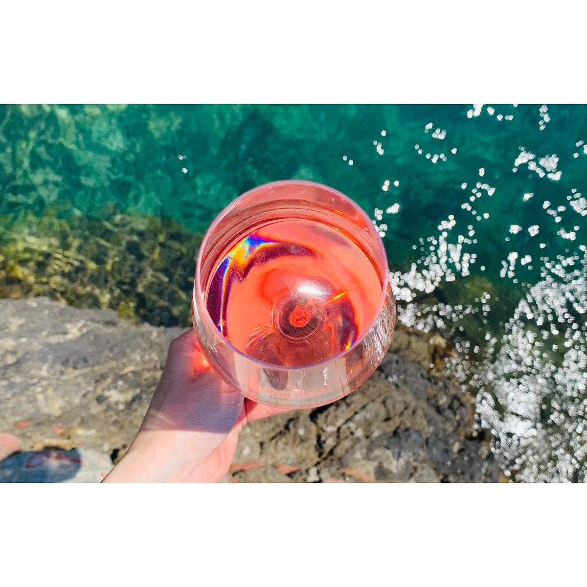 Celebrating #NationalRoséDay sipping our #JetRosé 2020. 
Summer mood on, here in Maremma Toscana #winelovers!  

#roséallday