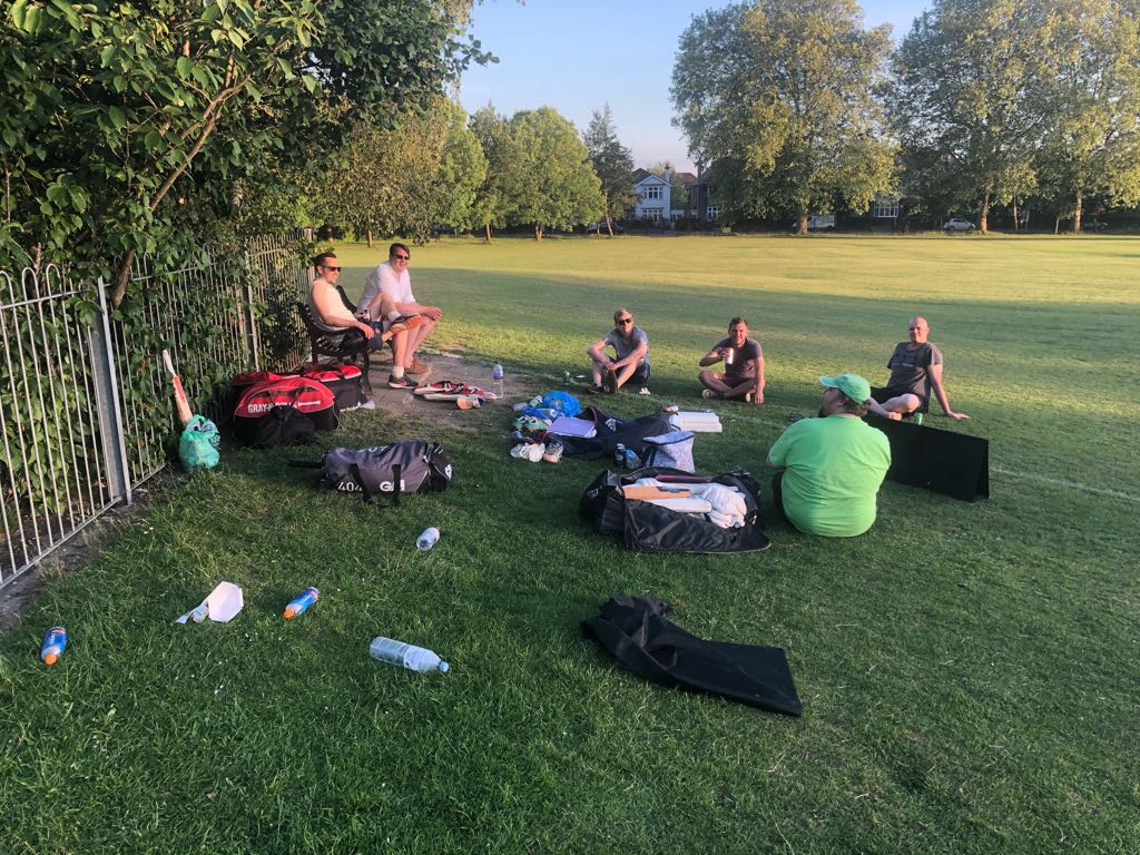 Wimbledon Corinthians CC (@wimbledonccc) on Twitter photo Beers on the outfield after a tightly contested game with <a href="/SpelthorneCC/">M-Mask Mod</a> Just the way cricket should be. Beers on the outfield after a tightly contested game with <a href="/SpelthorneCC/">M-Mask Mod</a> Just the way cricket should be.