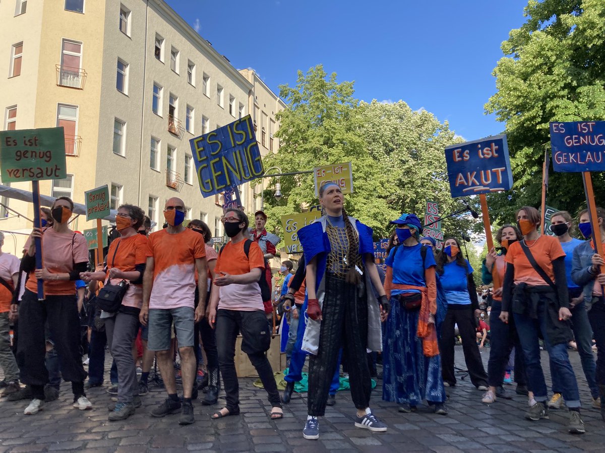 kaddinsky's tweet photo. #Lauratibor #Lause #areal_ratibor14 - Wow, was für eine motivierende, eindringliche und kraftvolle #Protestoper, danke dafür! #R2G https://t.co/xzJh0DREpI
