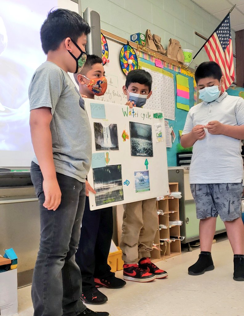 Handed the teaching baton over to the experts! Students created lessons to teach about el ciclo del agua or water cycle💧♻️ <a href="/PhillipsAveElem/">Phillips Ave Elem</a> #thisisriverhead