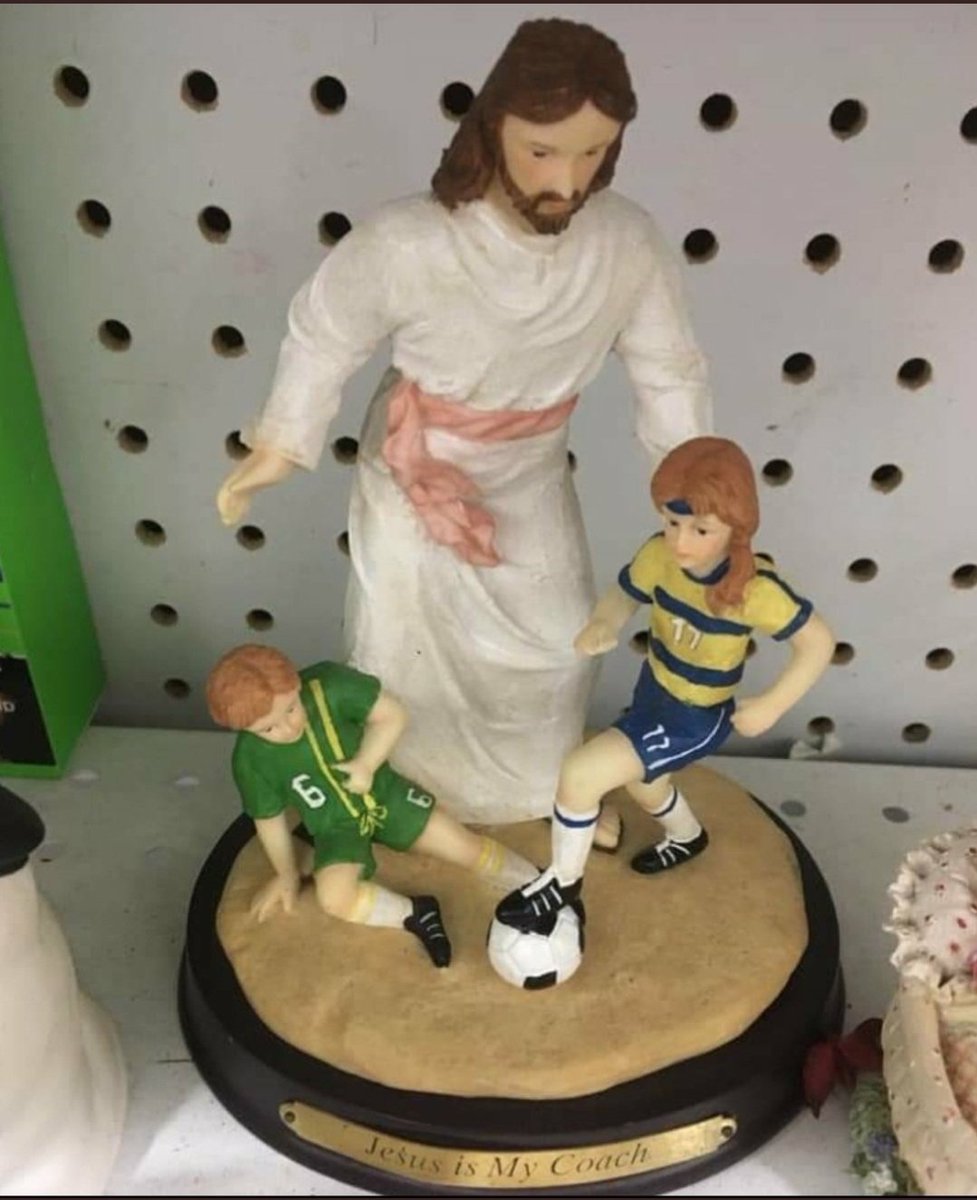 RachelVillavox's tweet photo. I see Jesus Christ is trending π #MessiAsah #AsaHall ππ΄πΊπ¦πͺ https://t.co/hQQye47xdn
