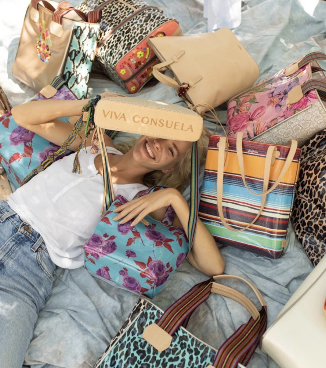 SimonsShoes's tweet image. Looking for a new stylish bag this summer? ☀️

Meet Consuela! A beautiful and vibrant brand we now carry at Simons Shoes! Whether your'e looking for a duffle for travel, an everyday bag, or a gorgeous tote, Consuela has it all! 😆

Shop the range at simonsshoes.com! ❤️