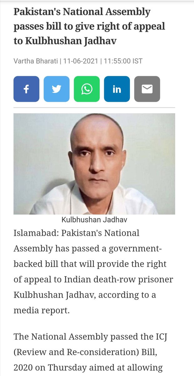 IamZahraKazmi's tweet photo. Kalbhushan is lucky to have the right-to-appeal.
Thousands of missing persons don't even have the right to appear before any court.
An elected MNA @Aliwazirna50 is in jail for more than 8 months, with no right to bail.
1/2
#ReleaseAliWazir
#MissingPersonsofPakistan https://t.co/VI7f7GeUMZ